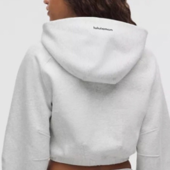 LULULEMON Relaxed Full Zip Crop Hoodie. - Picture 4 of 4